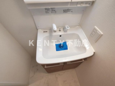 【洗面所】 | LaSante品川シーサイドⅡ | 忙しい朝には欠かせない洗面所です