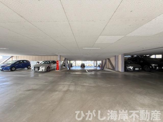 サンクタス湘南藤沢アネーロの丘の駐車場|敷地内駐車場
