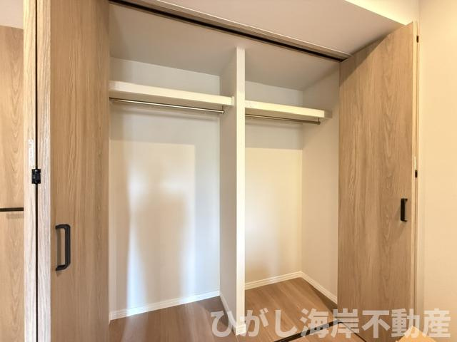 サンクタス湘南藤沢アネーロの丘の収納|6月8日撮影　新規リフォーム中　各居室　収納スペース付き