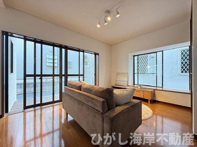 茅ケ崎市高田 　中古戸建のダイニング|新規リフォーム完了！　17.3帖　LDK