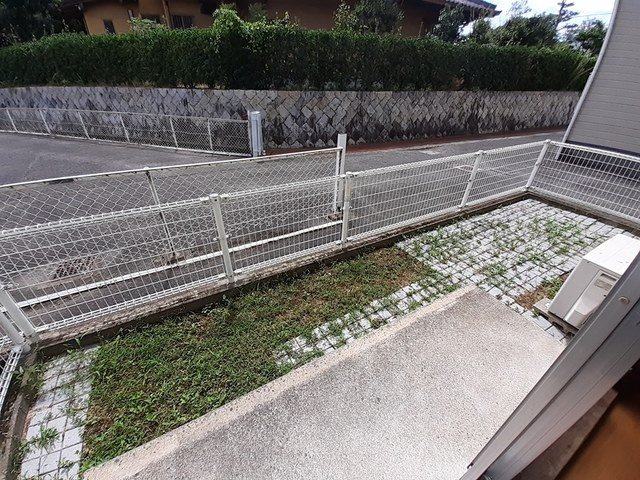 エルディム落合南Ｂのバルコニー|外からの目が気にならないバルコニーで洗濯物が干せます