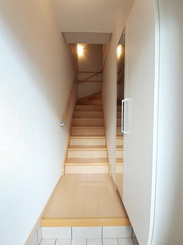 アンフレッチェの玄関|落ち着いた玄関です