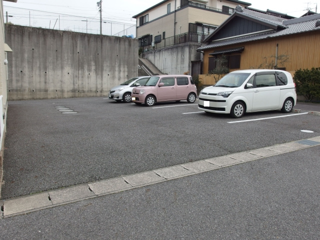 Premium Stage 吉祥の駐車場