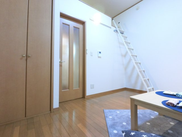フロムファーストの内装