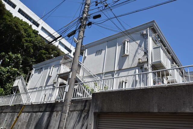 横浜市保土ケ谷区常盤台のアパートの外観