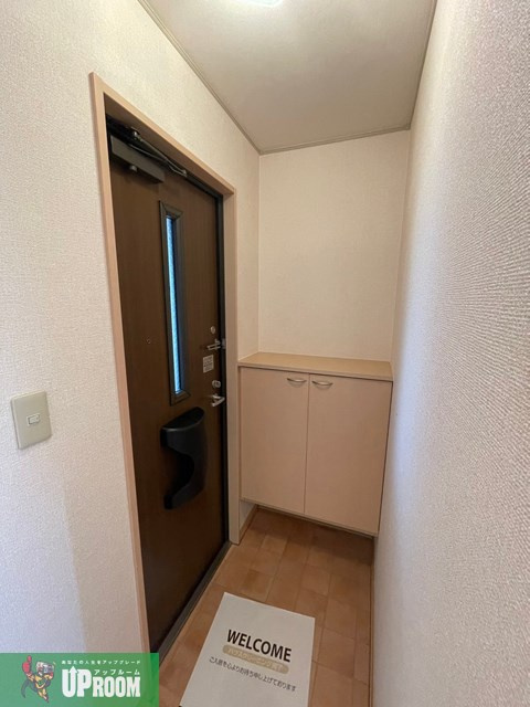 リサ・フラッツの玄関