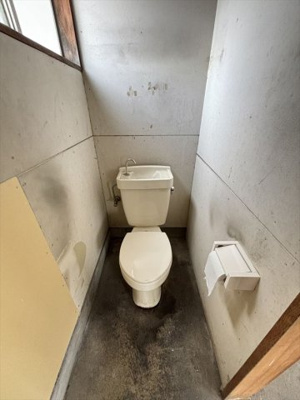 【トイレ】 | ツウィンハイツ | ゆったりとした空間のトイレです