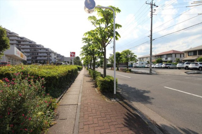 【その他】 | 太田ビル貸店舗　 | 前面道路（左）