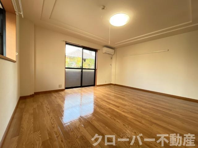 サンシャイン　フジの内装|洋室