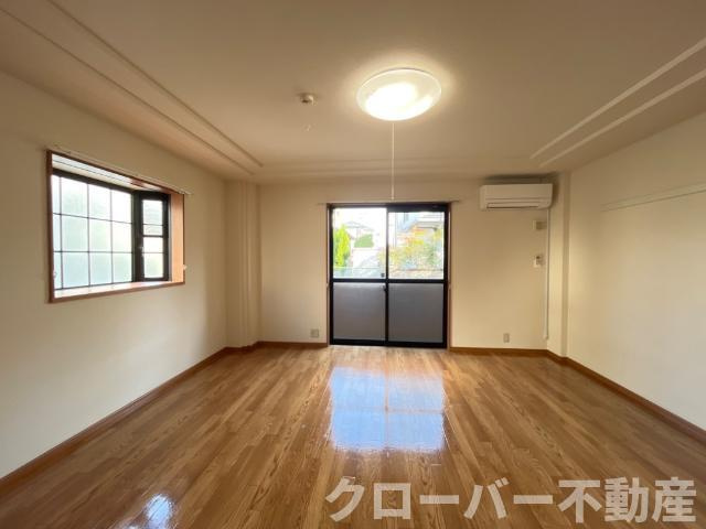 サンシャイン　フジの内装|洋室