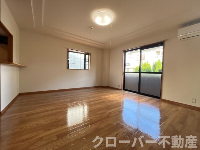 サンシャイン　フジの内装|洋室