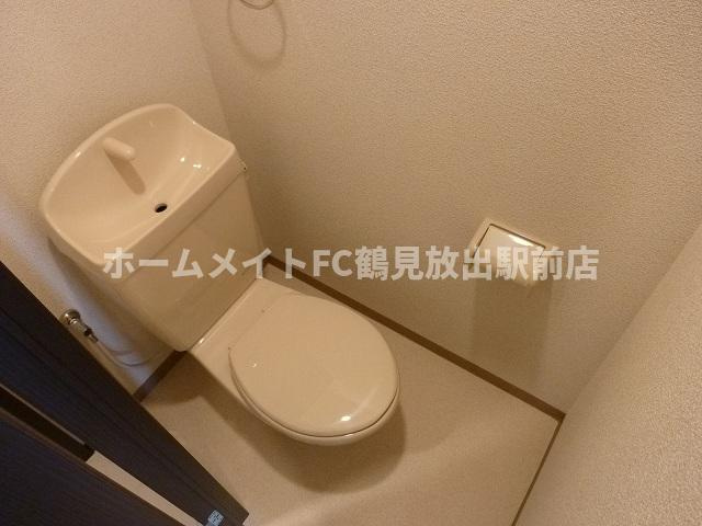 東大阪市稲田新町２丁目のハイツのトイレ