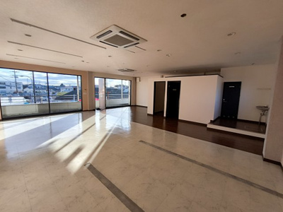 【内装】 | 五反田ビル | 内装は落ち着いています