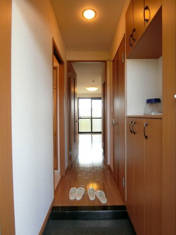 アクアサイド　Ａ棟の玄関