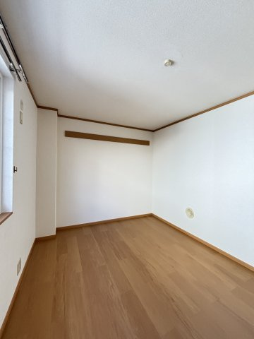 プロムナードＢの洋室