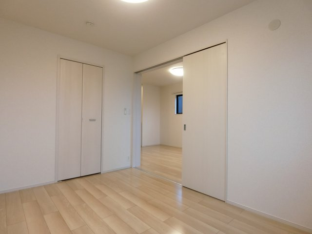 リアン　Ｔ　Ｃの洋室