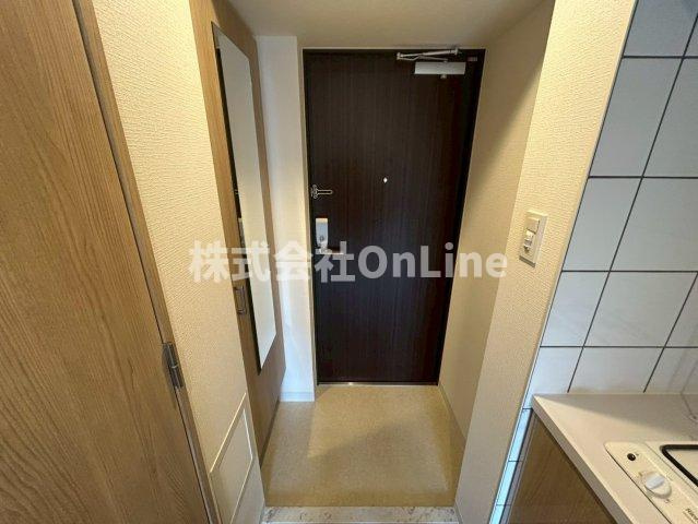 エスリード大阪城EASTの玄関