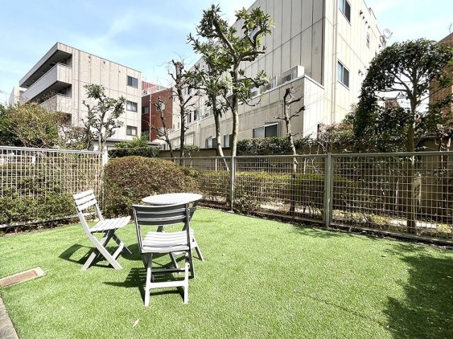 ハイラーク新赤羽の庭|ハイラーク新赤羽：専用庭です！