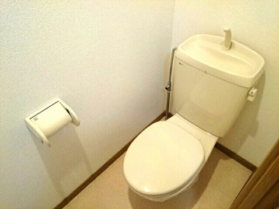【トイレ】 | パノラ・クーボ | 落ち着いた色調のトイレです