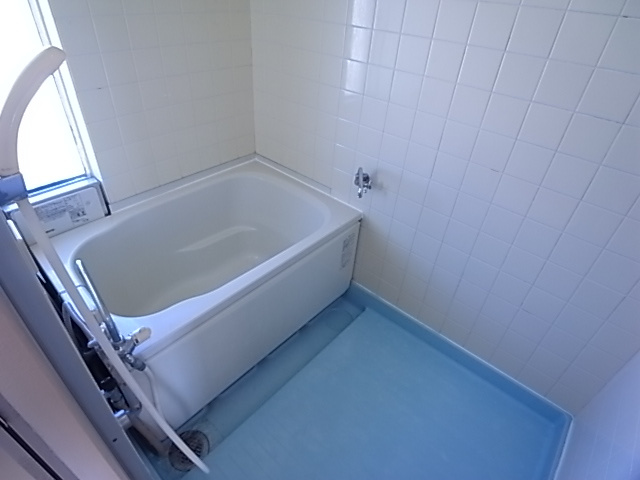 清水が丘コーポラスＡ棟の浴室