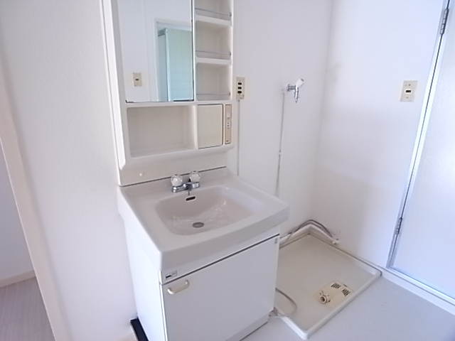 清水が丘コーポラスＡ棟の洗面所