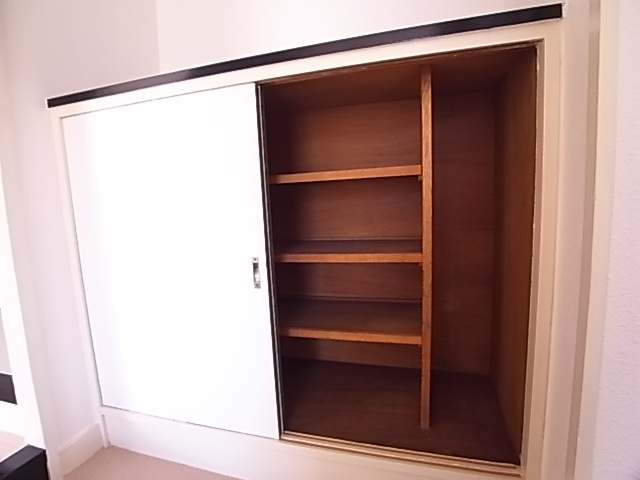 清水が丘コーポラスＡ棟の収納