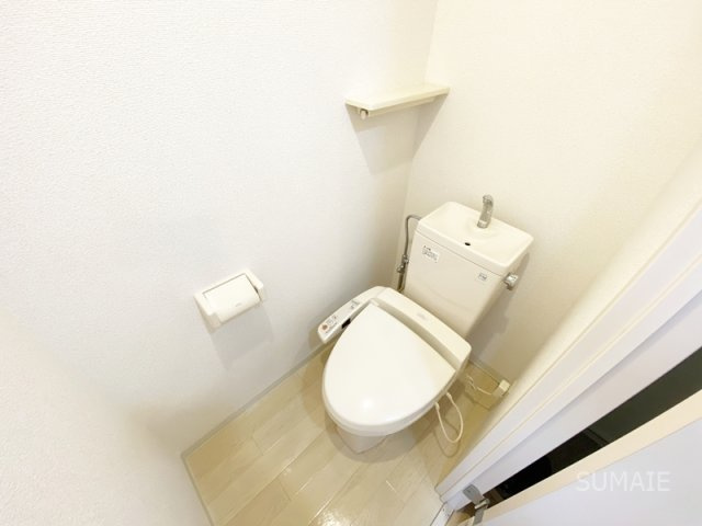 ルネスアリュールのトイレ|洗浄便座付きのトイレです！