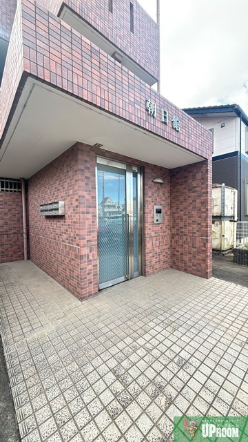 朝日館のエントランス