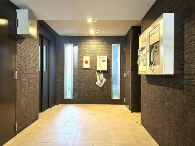 アン　ノ　アン　グランデのロビー