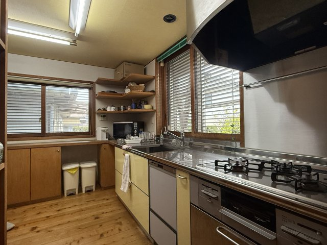 知多市つつじが丘3丁目のキッチン|独立キッチン♪