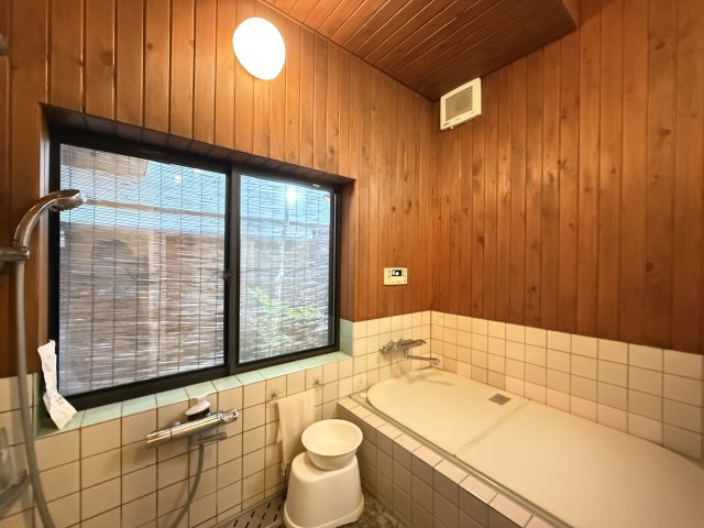 知多市つつじが丘3丁目の浴室|浴室♪　バスコートあり！