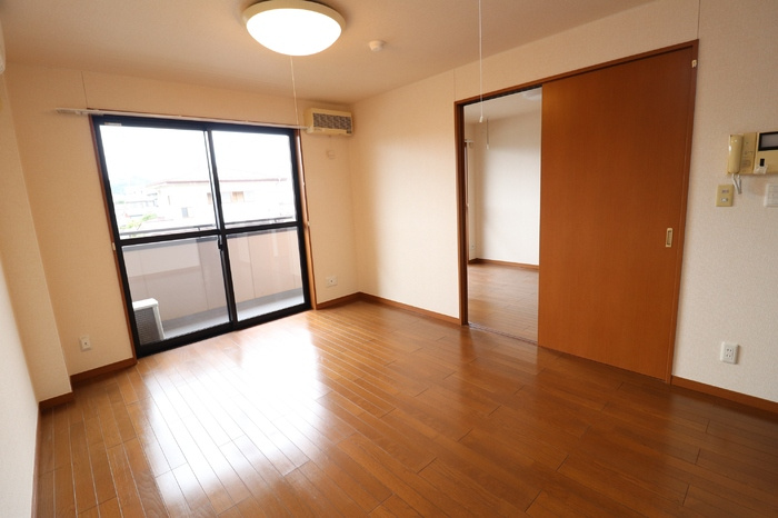 Ｄ’クレストの居間・リビング