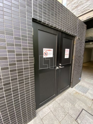 【その他共用部分】 | プレサンス心斎橋ニスト | プレサンス心斎橋ニスト　ゴミ置き場