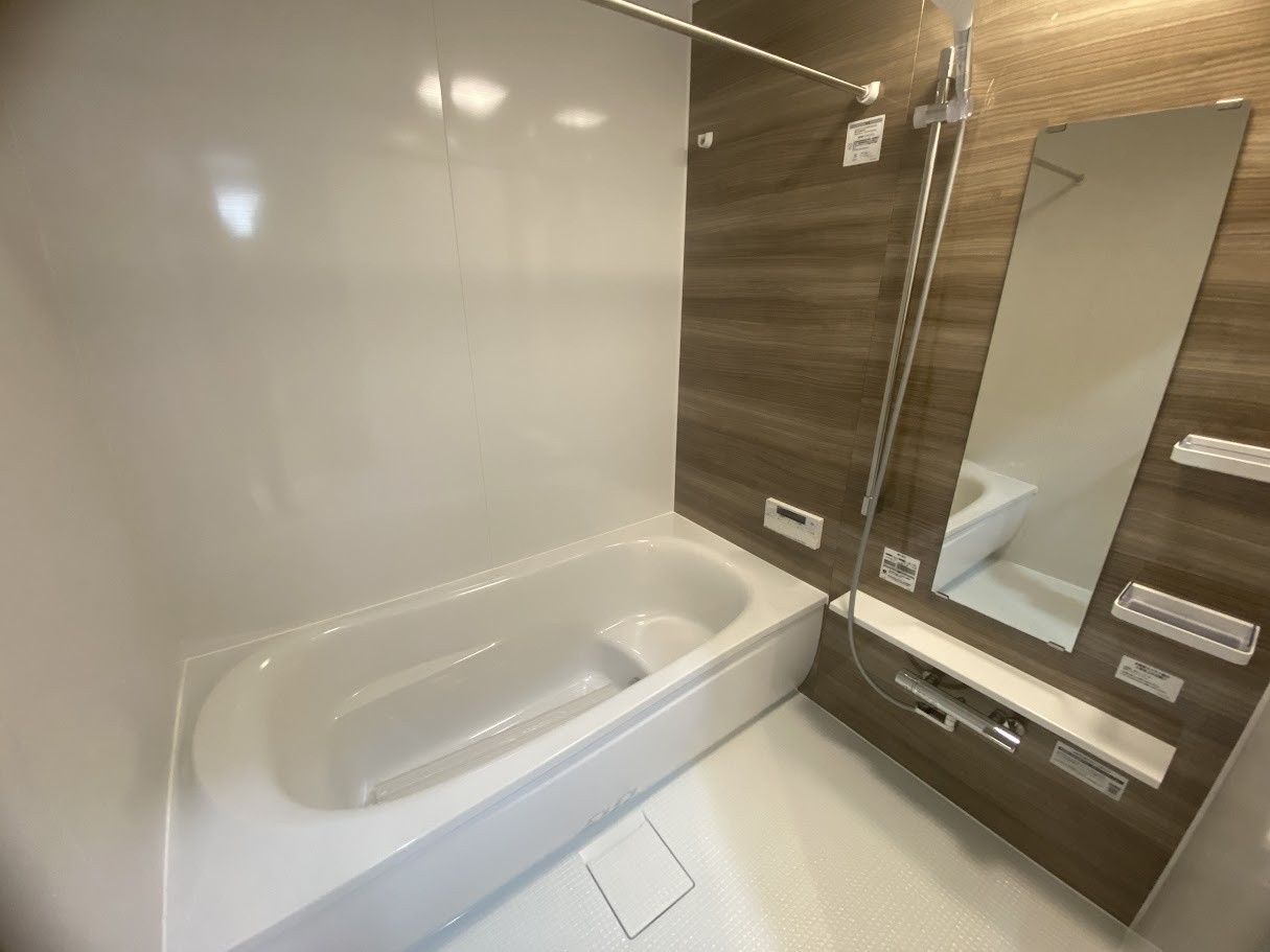 兵庫県神戸市垂水区つつじが丘7丁目2389-6の浴室