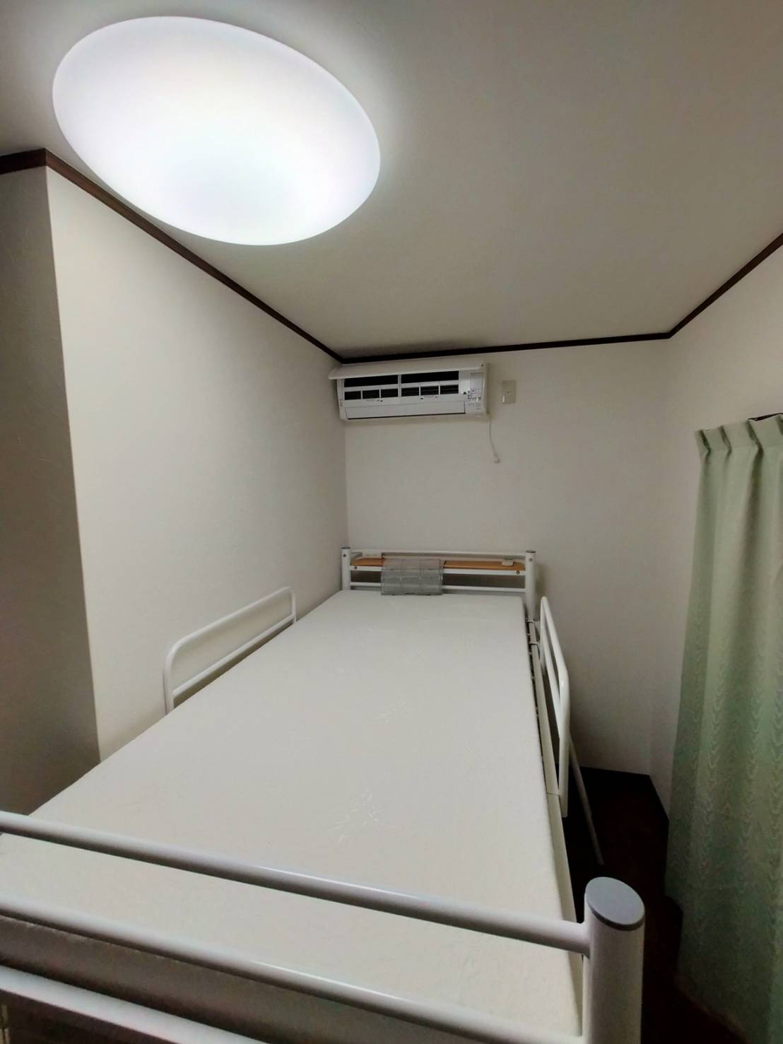 ハナミズキ藤江の洋室