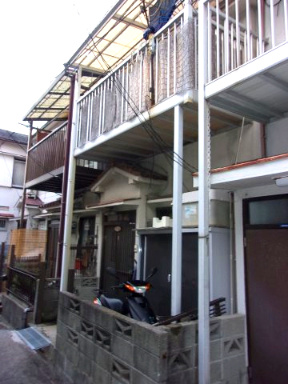 泉が丘５丁目中古収益テラスハウスの外観