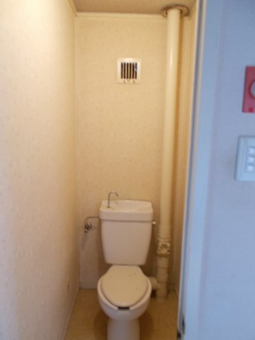 垂水高丸住宅５号棟のトイレ