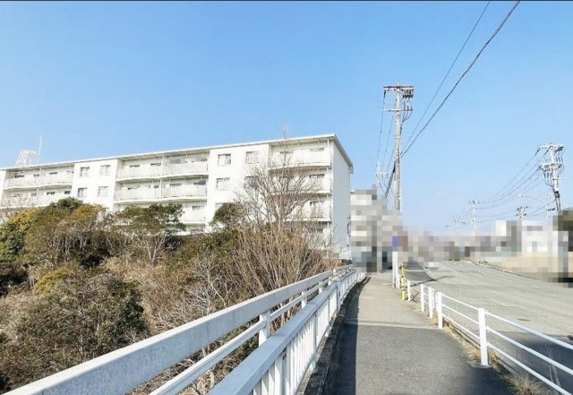 白川台ハイツ7号棟の周辺
