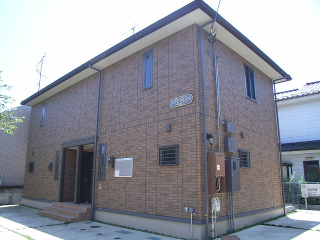 グランクレストの外観