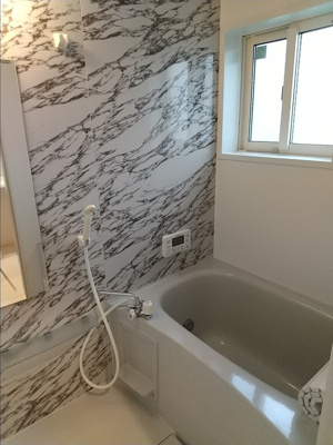 【浴室】 | エクリュ