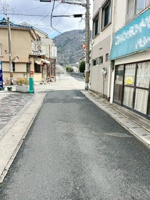【前面道路含む現地写真】 | 山科区椥辻中在家町　中古戸建