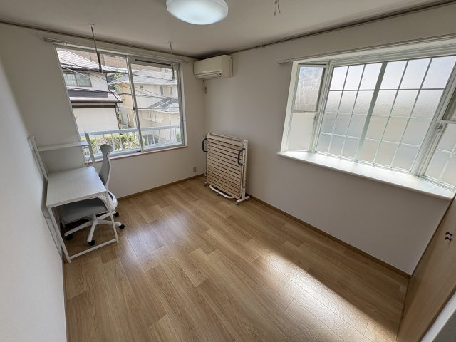 サンフレーズ東町2の子供部屋