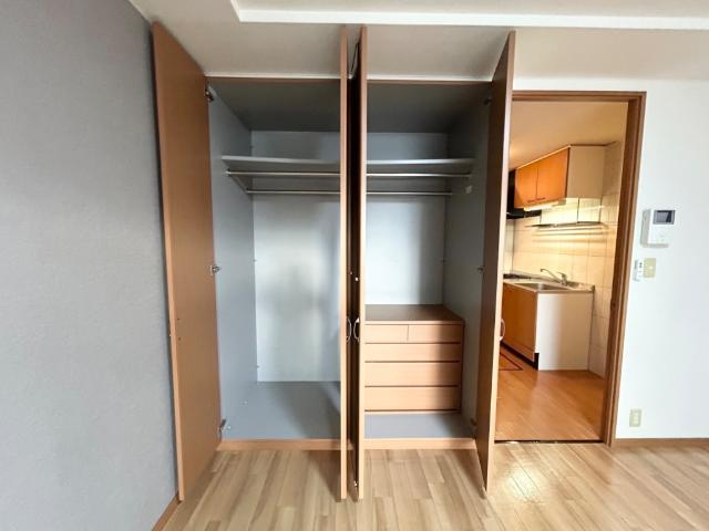 【収納】 | レゾン　ドゥ　ヴィーヴル | クローゼット