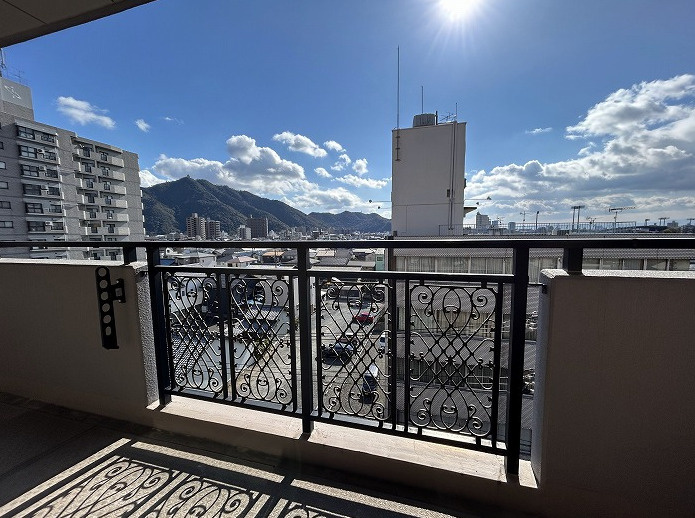 リフォーム　中古マンション　ダイアパレス長良西町　平成9年築のバルコニー