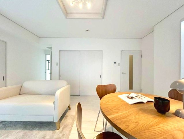 エスポア―ル芦屋の居間・リビング