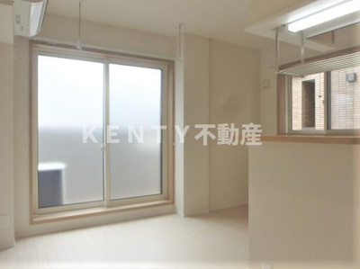 【居間・リビング】 | メゾンルボワ西 | ゆったりとしたリビングです