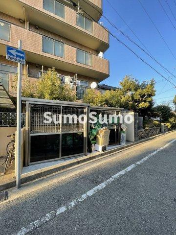 尼崎梅の木公園アーバンリズ のエントランス