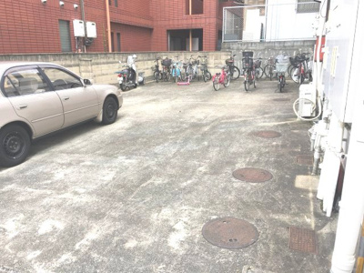 【駐車場】 | 石屋川ロイヤルハイツ
