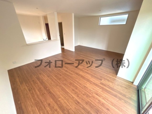リーブルガーデン福知山市長田7期の居間・リビング