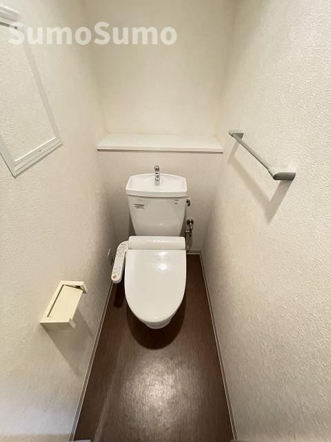 グリーンテラス尼崎のトイレ|ゆったりとした空間のトイレです